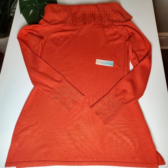 Questions ORANGE Long Sleave off shoulder sweater with gold dot detail Size L - Picture 6 of 12